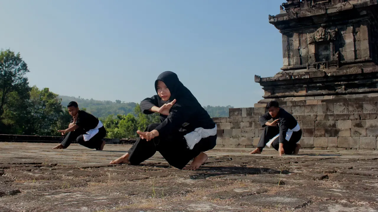 serangan lengan atau tangan lazim disebut