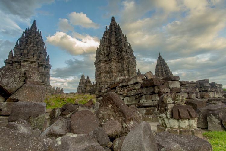 Sebutkan sumber dalam negeri yang menjadi bukti sejarah masuknya islam ke indonesia