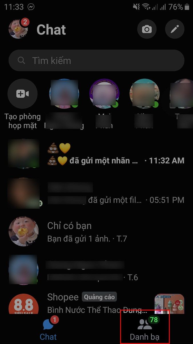 Mở ứng dụng Messenger, chọn Danh bạ ở góc dưới bên phải