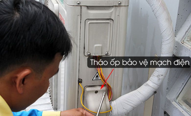  Kiểm tra gas điều hòa, nạp thêm nếu thiếu