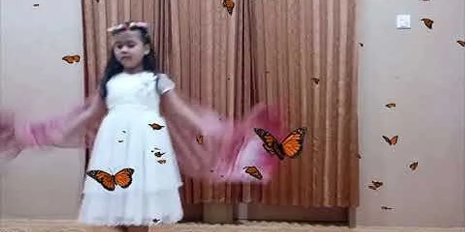 Bagaimana sikap tangan pada gerak tari kupu kupu