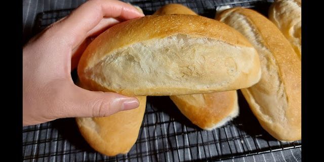 Cách làm bánh mì Việt Nam rỗng ruột