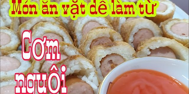 Cách làm cơm nguội cuộn trứng