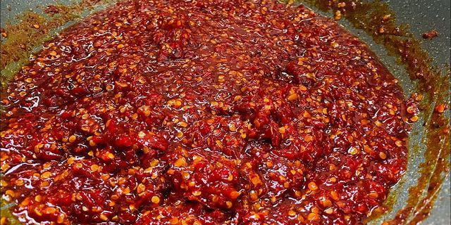 Cách làm ớt rim ăn bánh tráng