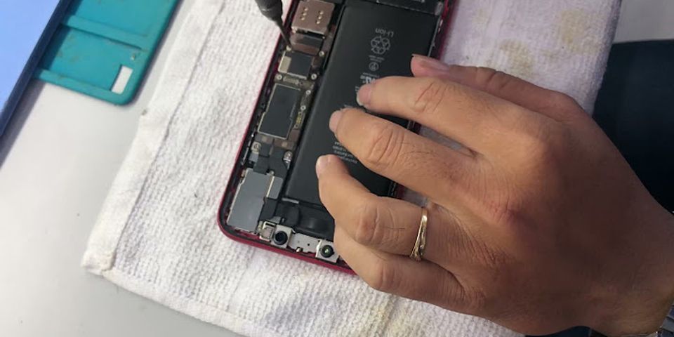 Cách mở máy iphone 11
