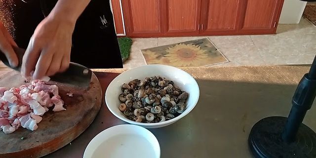 Cách nấu canh ốc với chuối xanh