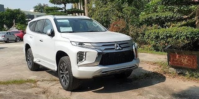 Pajero Sport 2022 giá bao nhiêu