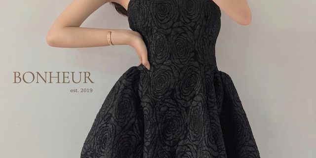 Top 5 váy hoa nhí cổ nơ khoét ngực tốt nhất 2022
