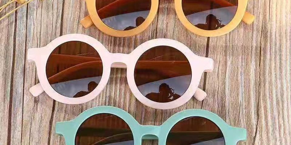 Top 9 kacamata hitam wanita fashion 1107 bingkai persegi kotak korea style kaca terbaik 2022