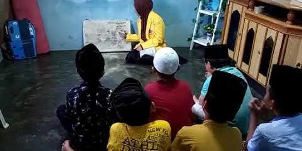 Tuliskan dua alasan mengapa kita harus mengimani malaikat allah