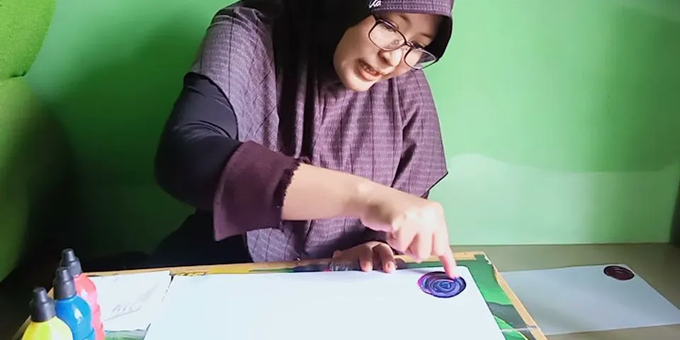 Warna yang digunakan untuk melukis dengan jari adalah