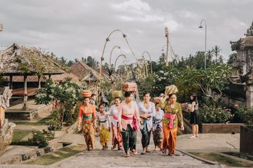Bagaimana sebaiknya bangsa indonesia menyikapi keberagaman budaya