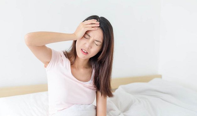 Tại sao tôi bị đau đầu khi ngủ dậy?