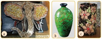Limbah pecahan keramik yang tersedia di lingkungan dapat dimanfaatkan dengan teknik mozaik yang dimaksud dengan teknik mozaik adalah