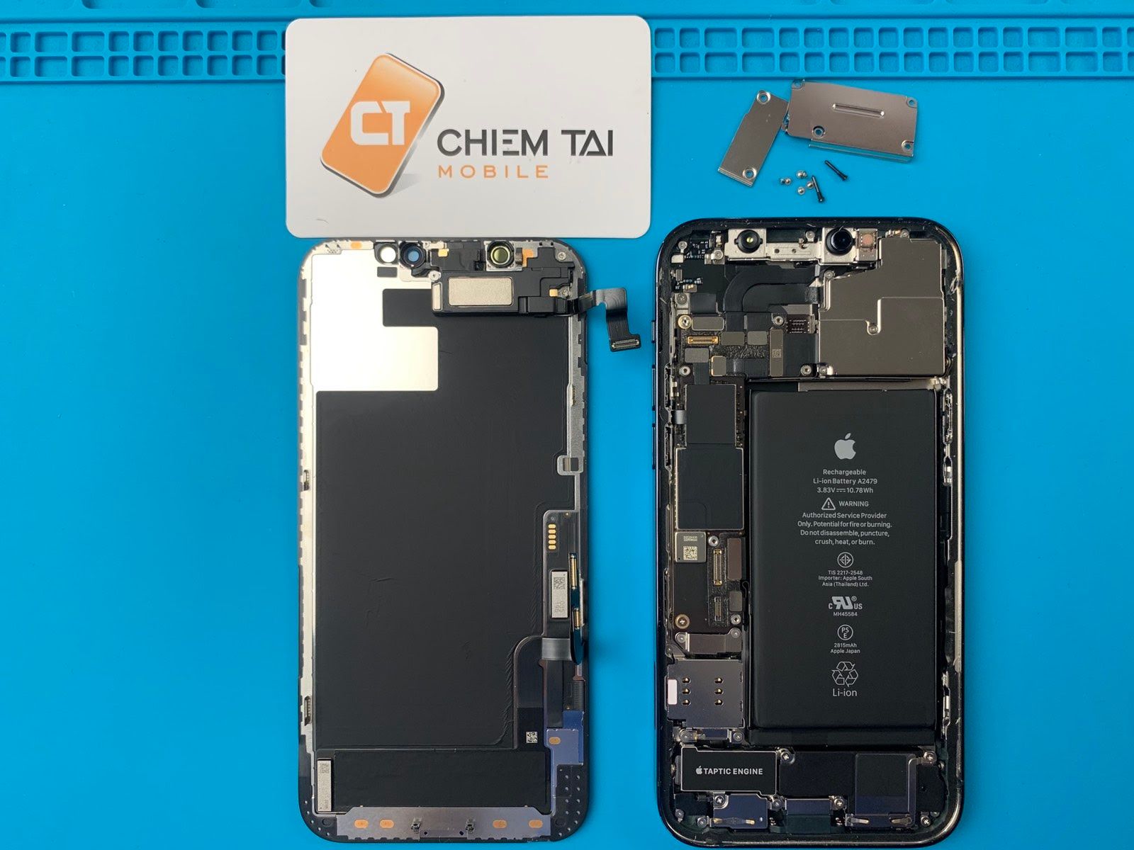 thay pin iphone 12 pro chinh hang e22f0480629dc1507f9c37d51e4bac5a